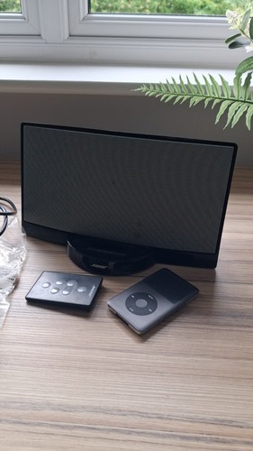 Base sound dock - 160gb, and